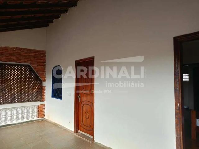 Casa / Sobrado para Venda em Brotas/SP Centro 2 Quartos