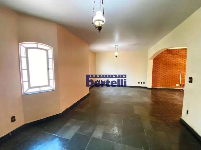 Casa / Sobrado para Venda em Bragança Paulista/SP Centro 3 Quartos