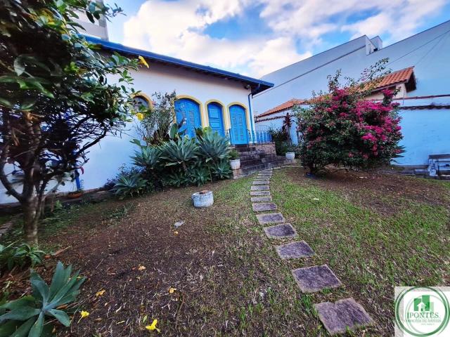 Casa / Sobrado para Venda em Bragança Paulista/SP Centro 3 Quartos