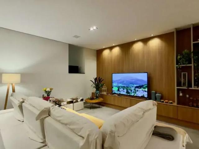 Casa / Sobrado para Venda em Bragança Paulista/SP Condomínio Vale das Águas 4 Quartos