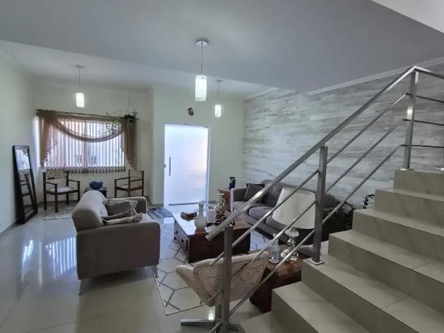 Casa / Sobrado para Venda em Bragança Paulista/SP Jardim América 4 Quartos