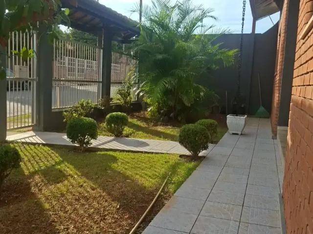 Casa / Sobrado para Venda em Bragança Paulista/SP Jardim do Lago 6 Quartos