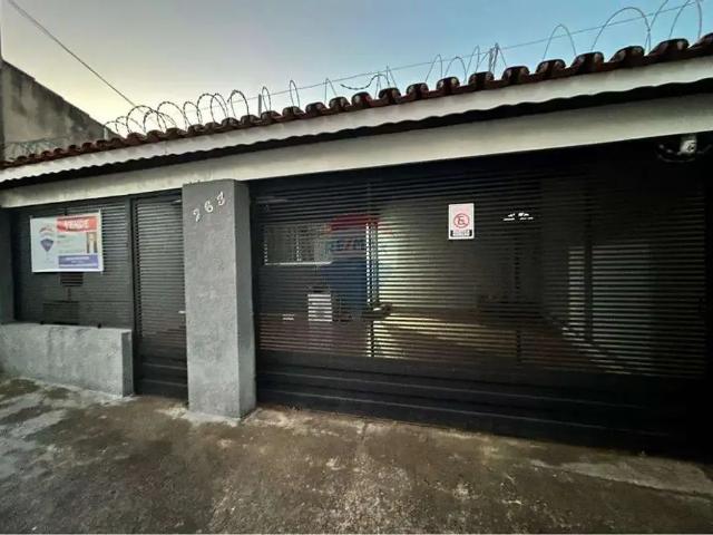 Casa / Sobrado para Venda em Bragança Paulista/SP Vila Batista 3 Quartos