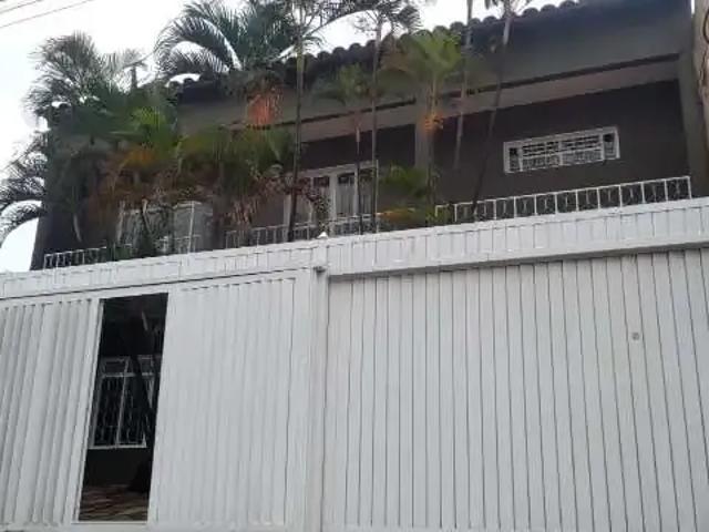 Casa / Sobrado para Venda em Brasília/DF Candangolândia 3 Quartos