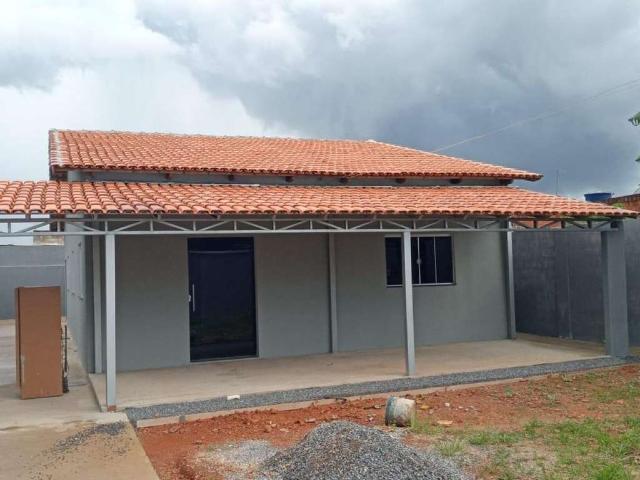 Casa / Sobrado para Venda em Brasília/DF Ceilândia 4 Quartos