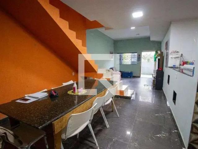 Casa / Sobrado para Venda em Brasília/DF Ceilândia 4 Quartos