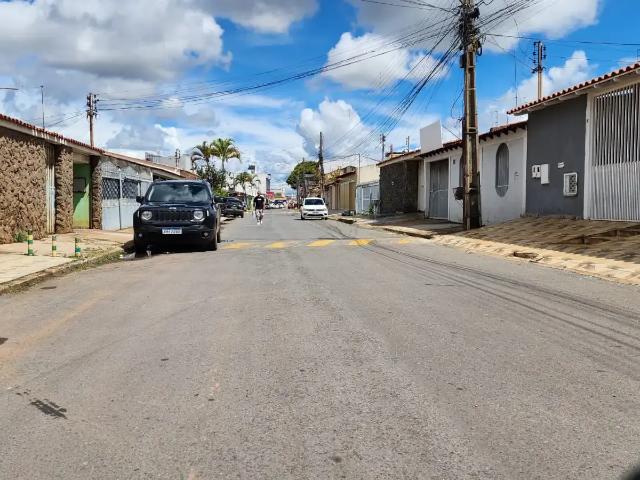 Casa / Sobrado para Venda em Brasília/DF Ceilândia Norte Ceilândia 3 Quartos