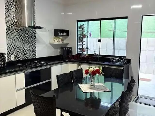 Casa / Sobrado para Venda em Brasília/DF Ceilândia Norte 4 Quartos