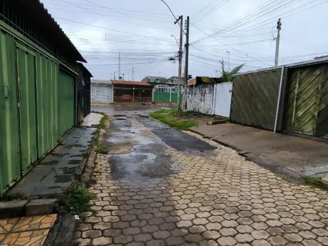 Casa / Sobrado para Venda em Brasília/DF Ceilândia Norte Ceilândia 5 Quartos
