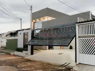 Praça da Caridade - Garagem