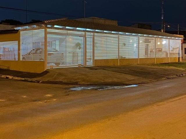 Casa / Sobrado para Venda em Brasília/DF Ceilândia Sul Ceilândia 3 Quartos
