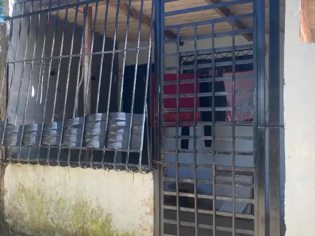 Casa / Sobrado para Venda em Brasília/DF Engenho das Lages Gama 5 Quartos