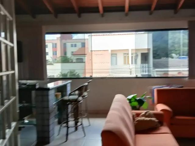 Casa / Sobrado para Venda em Brasília/DF Guará I 4 Quartos