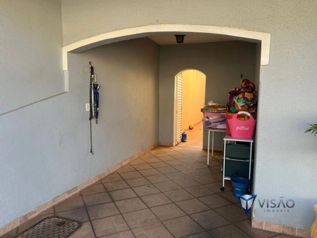Casa / Sobrado para Venda em Brasília/DF Guará II 3 Quartos