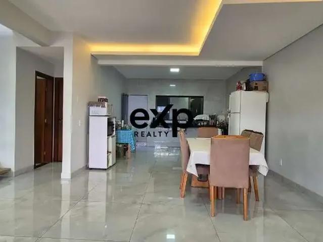 Casa / Sobrado para Venda em Brasília/DF Guará II 4 Quartos