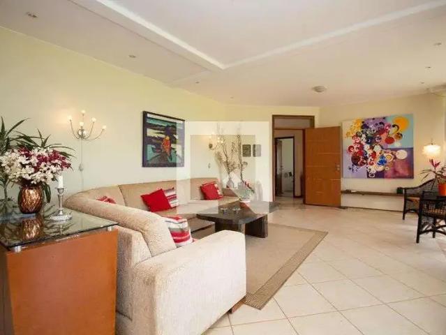 Casa / Sobrado para Venda em Brasília/DF Lago Norte 6 Quartos
