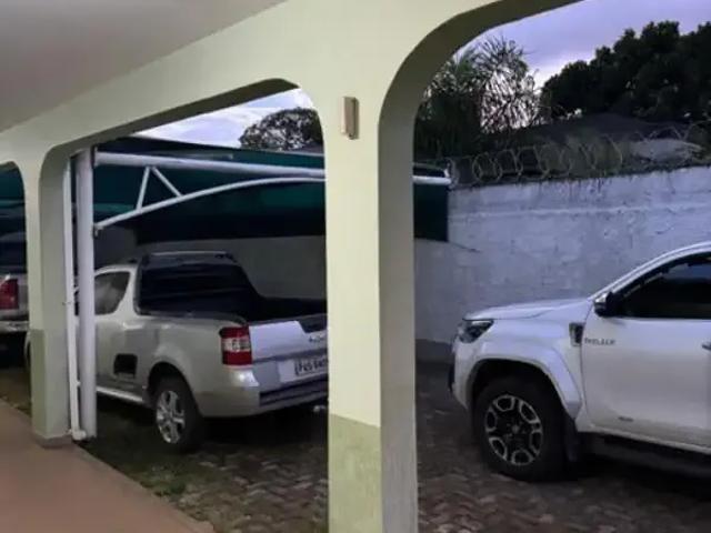 Casa / Sobrado para Venda em Brasília/DF Park Way 4 Quartos