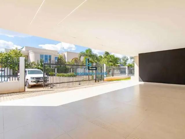 Casa / Sobrado para Venda em Brasília/DF Park Way 4 Quartos