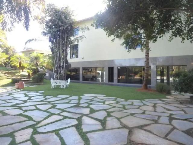 Casa / Sobrado para Venda em Brasília/DF Park Way 4 Quartos