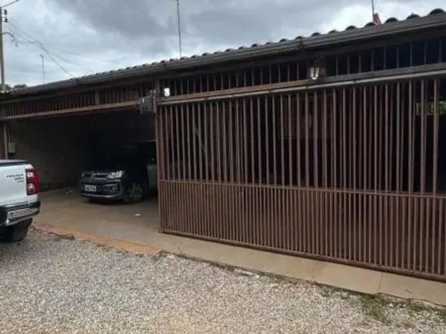 Casa / Sobrado para Venda em Brasília/DF Riacho Fundo I 2 Quartos