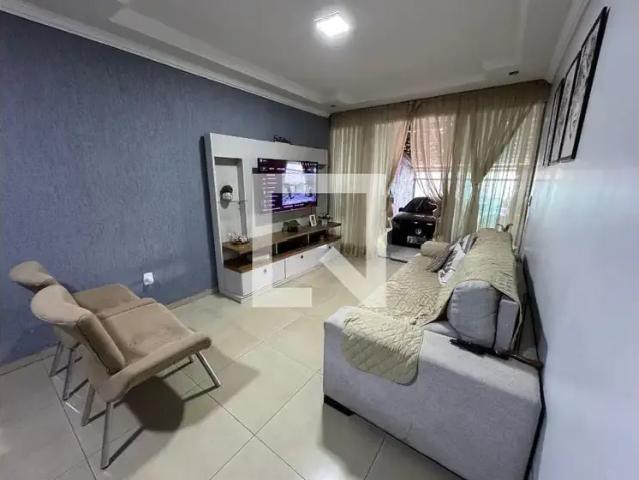 Casa / Sobrado para Venda em Brasília/DF Riacho Fundo I 4 Quartos