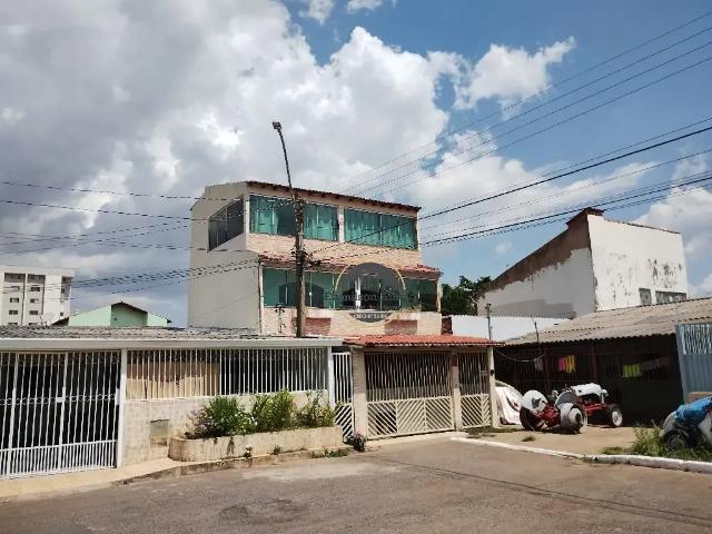 Casa / Sobrado para Venda em Brasília/DF Samambaia Sul Samambaia 3 Quartos