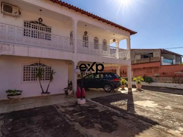 Casa / Sobrado para Venda em Brasília/DF Samambaia Sul Samambaia 6 Quartos
