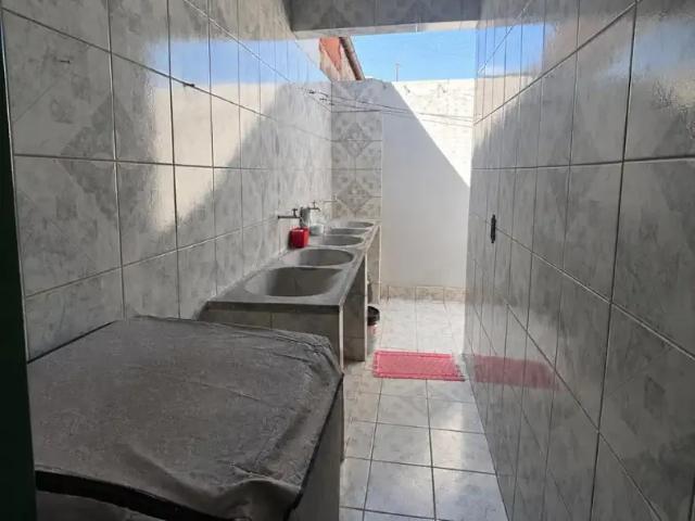 Casa / Sobrado para Venda em Brasília/DF Santa maria 3 Quartos