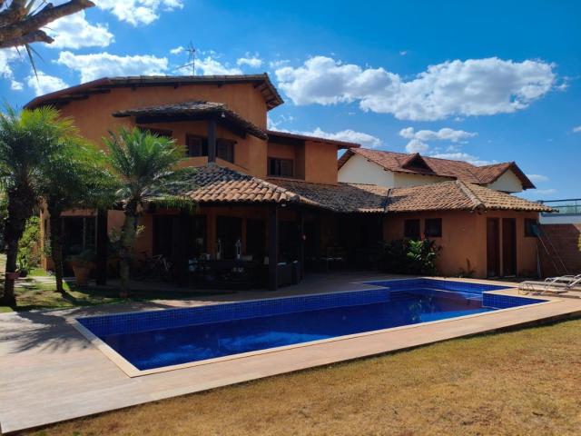 Casa / Sobrado para Venda em Brasília/DF Setor de Habitações Individuais Norte 4 Quartos
