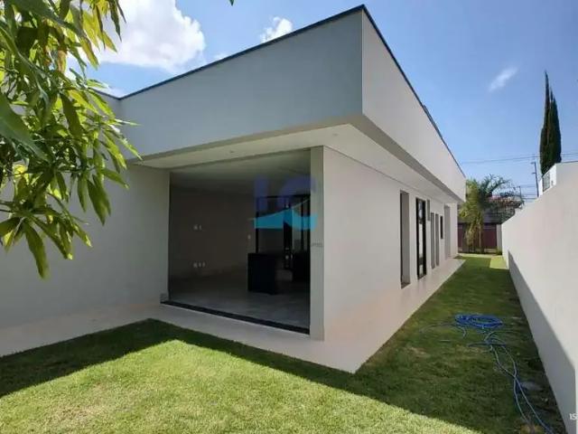 Casa / Sobrado para Venda em Brasília/DF Setor Habitacional Taquari Lago Norte 4 Quartos