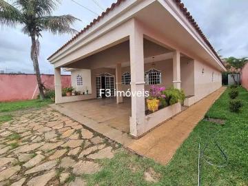 Vicente Pires, Centro de Taguatinga - Piscina