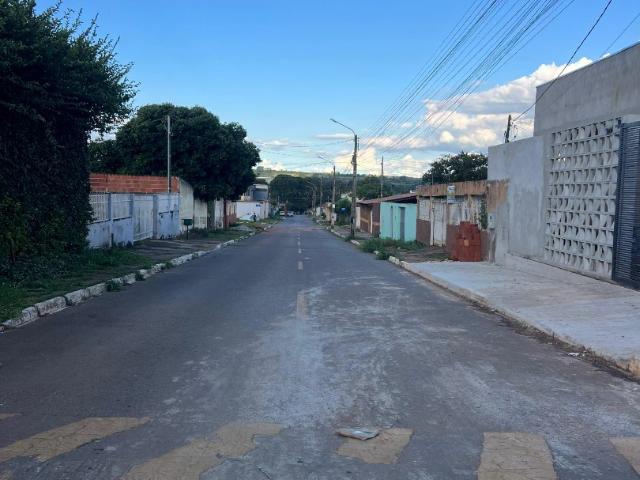 Casa / Sobrado para Venda em Brasília/DF Setor Tradicional Brazlândia 2 Quartos