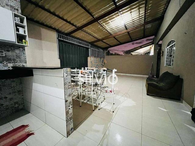 Casa / Sobrado para Venda em Brasília/DF Sobradinho 4 Quartos