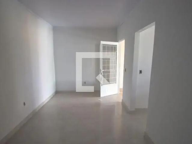Casa / Sobrado para Venda em Brasília/DF Taguatinga 3 Quartos