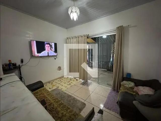 Casa / Sobrado para Venda em Brasília/DF Taguatinga 3 Quartos