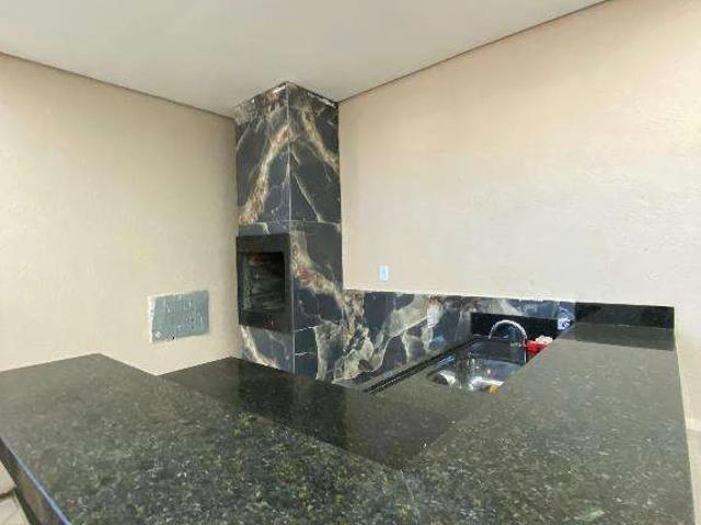 Casa / Sobrado para Venda em Brasília/DF Taguatinga 4 Quartos
