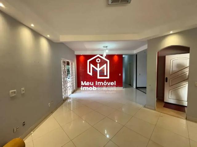 Casa / Sobrado para Venda em Brasília/DF Taguatinga 3 Quartos