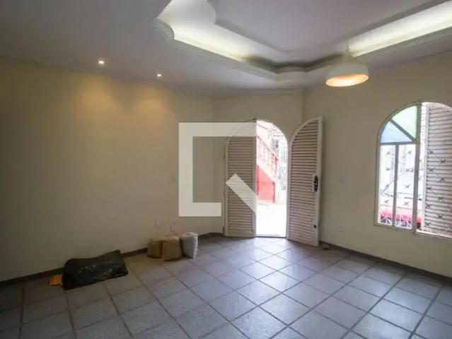 Casa / Sobrado para Venda em Brasília/DF Taguatinga Centro Taguatinga 3 Quartos