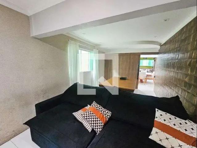 Casa / Sobrado para Venda em Brasília/DF Taguatinga 7 Quartos
