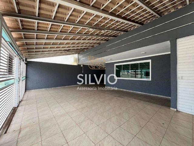 Casa / Sobrado para Venda em Brasília/DF Taguatinga Norte Taguatinga 4 Quartos