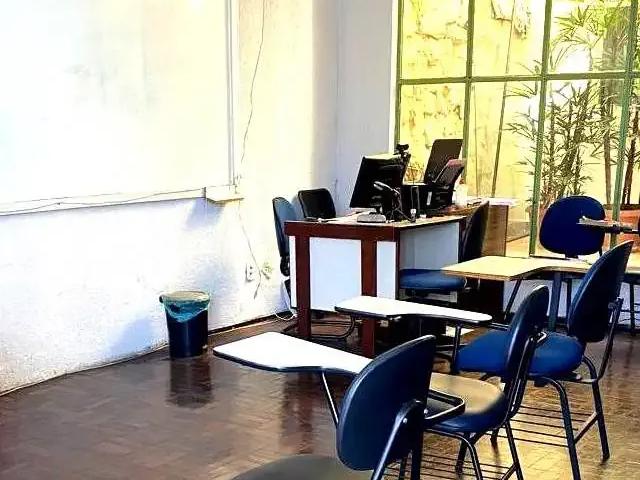 Casa / Sobrado para Venda em Brasília/DF Taguatinga Norte Taguatinga 6 Quartos