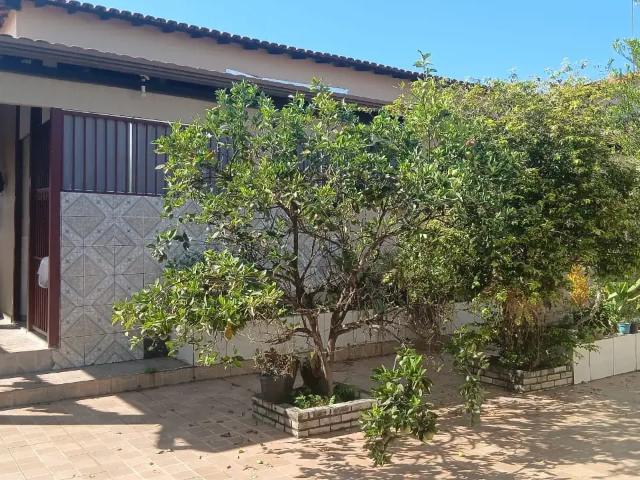 Casa / Sobrado para Venda em Brasília/DF Taguatinga Sul Taguatinga 3 Quartos