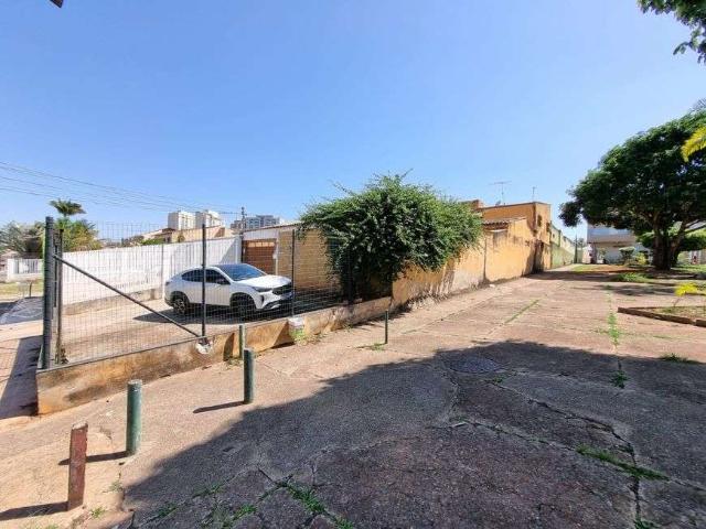 Casa / Sobrado para Venda em Brasília/DF Taguatinga Sul Taguatinga 4 Quartos