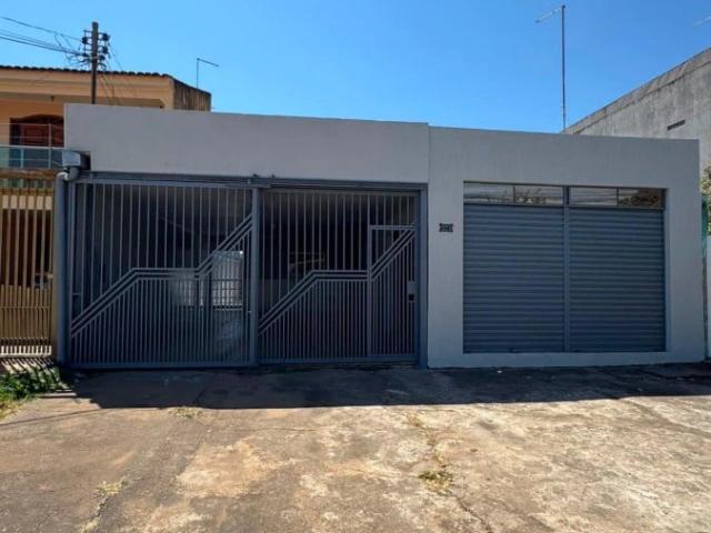 Casa / Sobrado para Venda em Brasília/DF Taguatinga Sul Taguatinga 6 Quartos