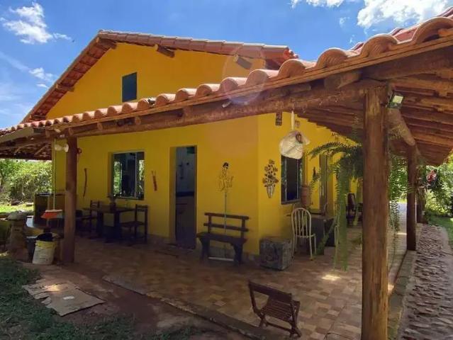 Casa / Sobrado para Venda em Brumadinho/MG Córrego Ferreira 3 Quartos