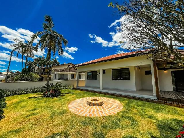 Casa / Sobrado para Venda em Brusque/SC Guarani 3 Quartos