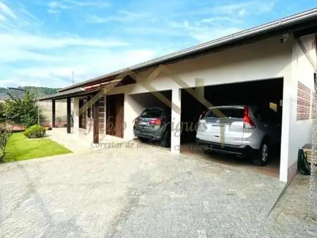 Casa / Sobrado para Venda em Brusque/SC Dom Joaquim 4 Quartos