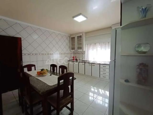 Casa / Sobrado para Venda em Brusque/SC São Pedro 3 Quartos