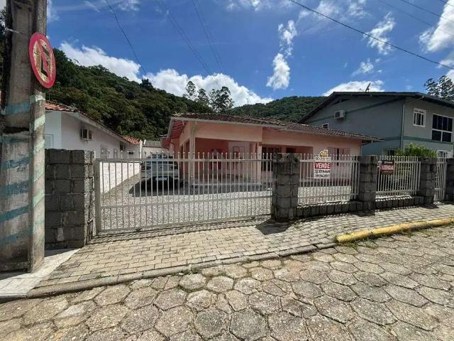 Casa / Sobrado para Venda em Brusque/SC Santa Luzia 4 Quartos