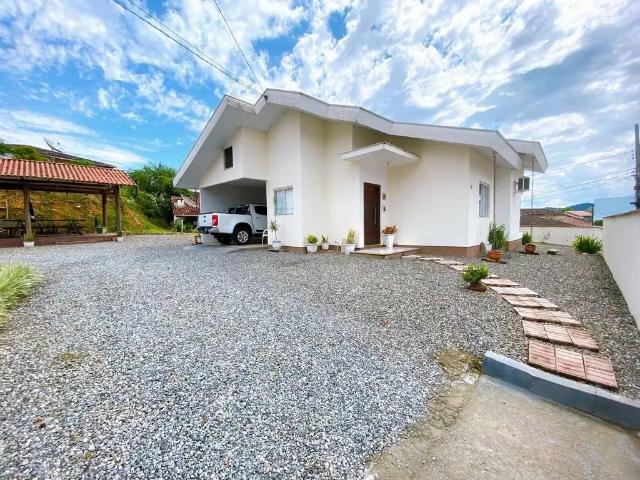 Casa / Sobrado para Venda em Brusque/SC Santa Terezinha 3 Quartos